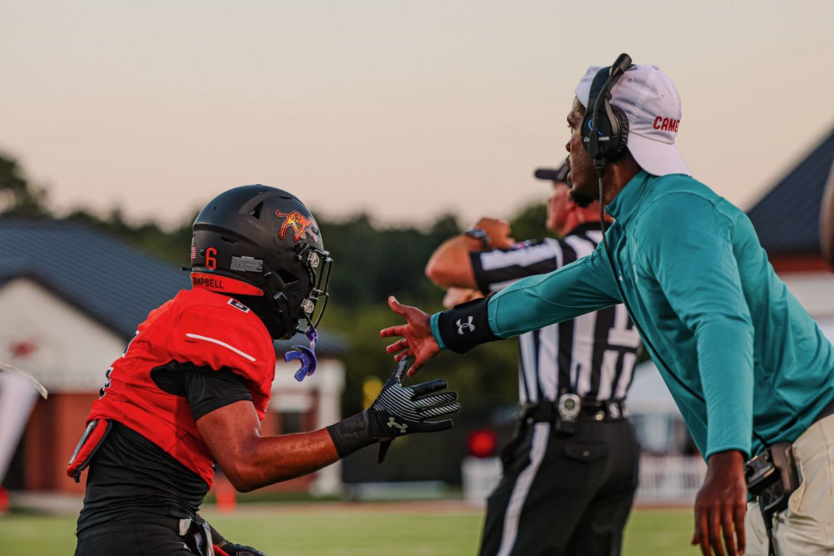 CoachEAmoako's tweet image. Happy thanksgiving! 🍁🦃

Grateful for the opportunity to help young people maximize their college football experience! 

Let’s keep getting better together 🤝🏿🐪