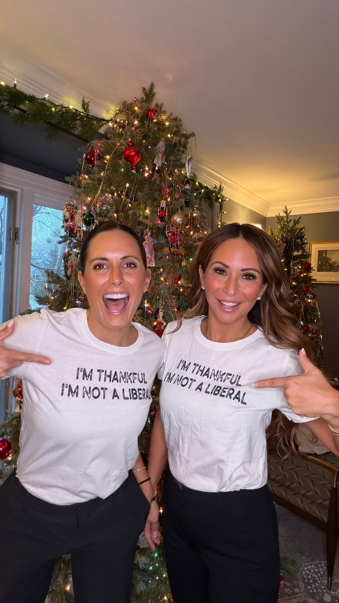 G6yu4ERXwAAUB6R (1152×2048)