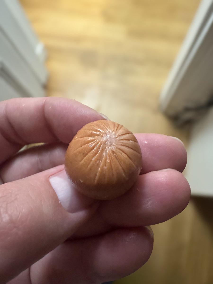 ElCrackitoDuNet's tweet image. Mon fils vient de perdre son gland de lait.