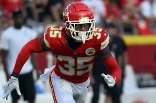 Hovsports_'s tweet image. “BIG-TIME PLAY from #35! 🔥
The Chiefs defense steps up AGAIN as he snatches a clutch interception against the Cowboys.
Momentum shifted. Crowd roaring. Game changer.
Kansas City’s got dogs on that side of the ball! 🏹🔒
#ChiefsKingdom #35 #Interception #GameChanger”