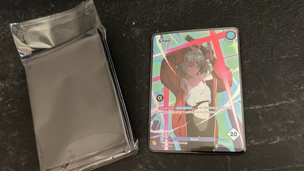 these matte sleeves with rounded corners ended up fitting perfectly