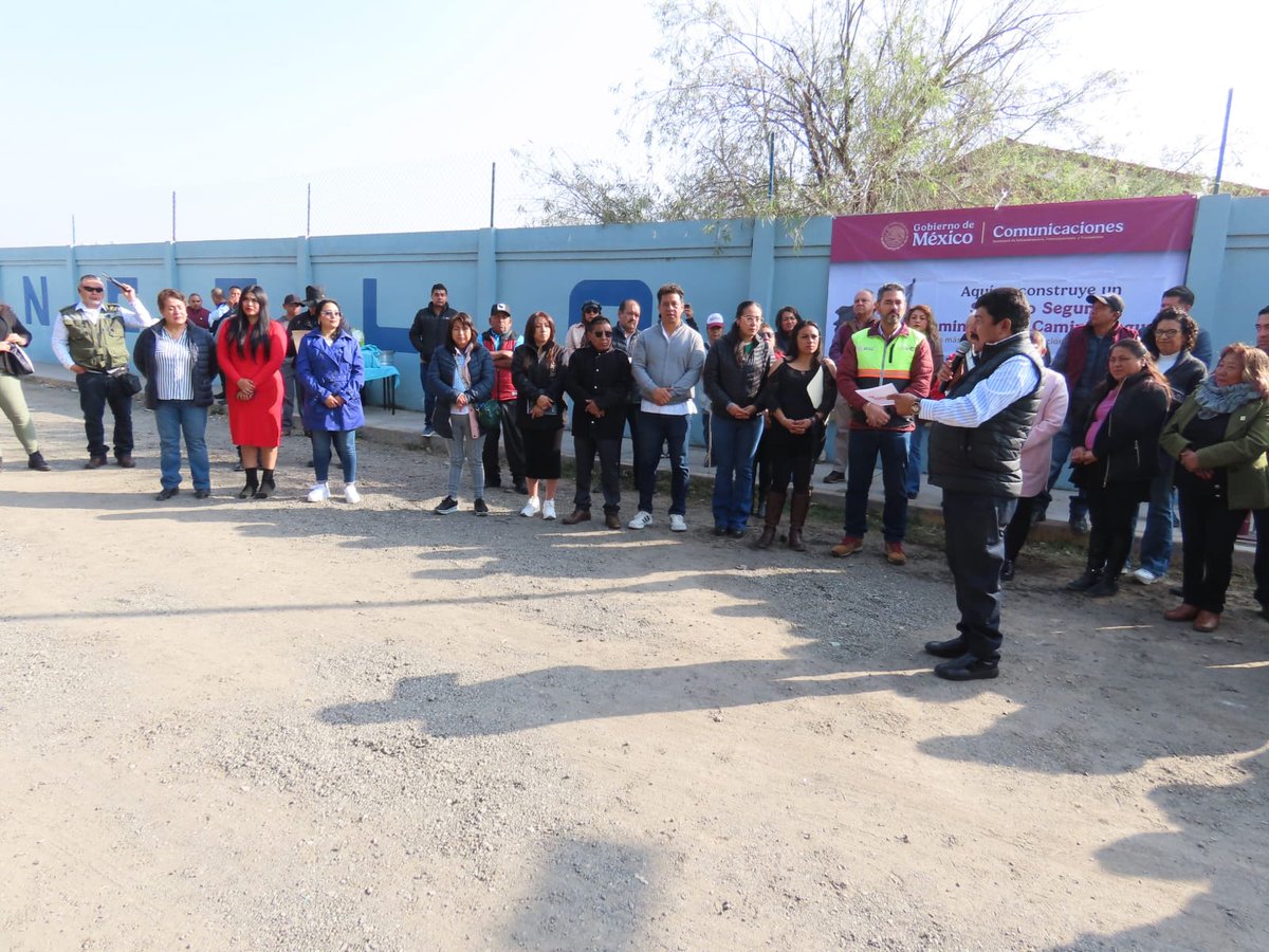 h_conexion's tweet image. 🔴 #NoticiaHoy | Instalarán 26 kilómetros de Senderos Seguros en #Texcoco 📢 Se instalarán luminarias LED y se repararán banquetas en varias zonas del municipio 🚧 Conoce todos los detalles 👇

hgrupoeditorial.com/instalaran-26-…