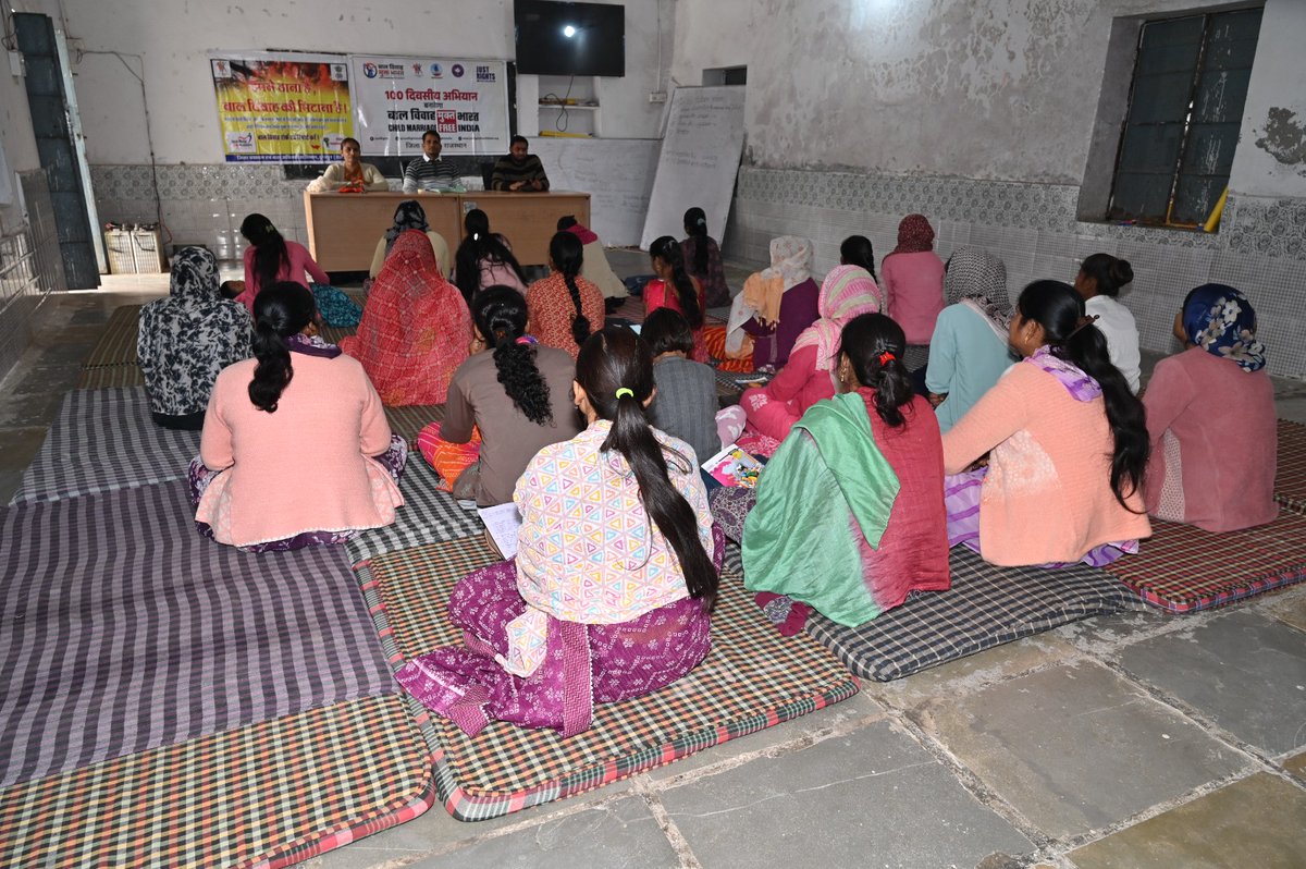 ShrushtiSeva's tweet photo. Marking one year of #BalVivahMuktBharat, Shrushti Seva Samiti held awareness drives &amp; pledge events across #Dungarpur.
A 100-day campaign is now underway—bringing us closer to the PM’s vision of a #ViksitBharat. #Annapurna4BJP #Savitri4BJP #MinistriWCD #PIB_India #100DaysCampaign https://t.co/Y4Cg2rmFlc