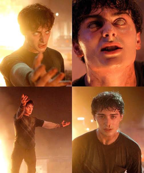 I BEG YOUR FINEST PARDON. #StrangerThings5