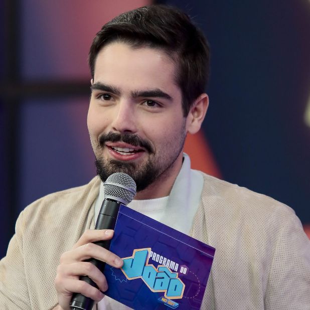 bastidoresdm's tweet image. Há preocupação no SBT: o #ProgramaDoJoão pode perder seu principal patrocinador após a prisão de Daniel Vorcaro, ligado à Credcesta. 

A empresa já rompeu contratos públicos recentemente, e há temor de cancelamento do acordo ou atraso nos pagamentos que ainda faltam.

ℹ️ Canal D