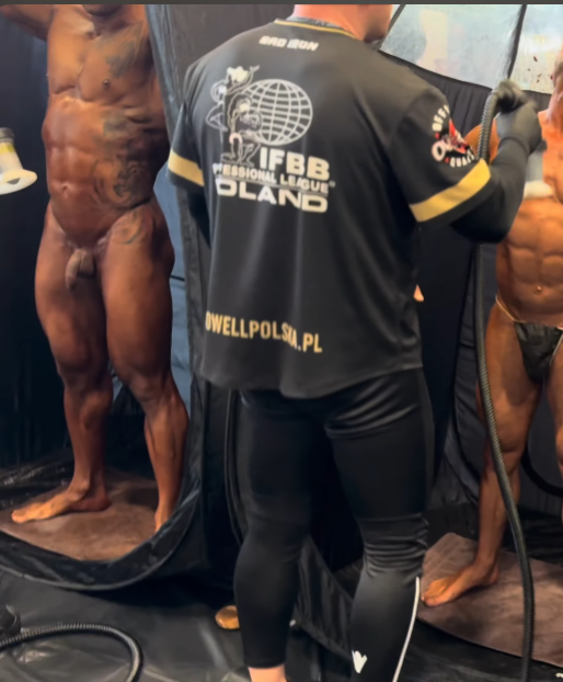 BackstageBody's tweet photo. Backstage pass. ✅
Hidden cam.✅
Time of my life. ✅ https://t.co/zrGrcKaCRJ