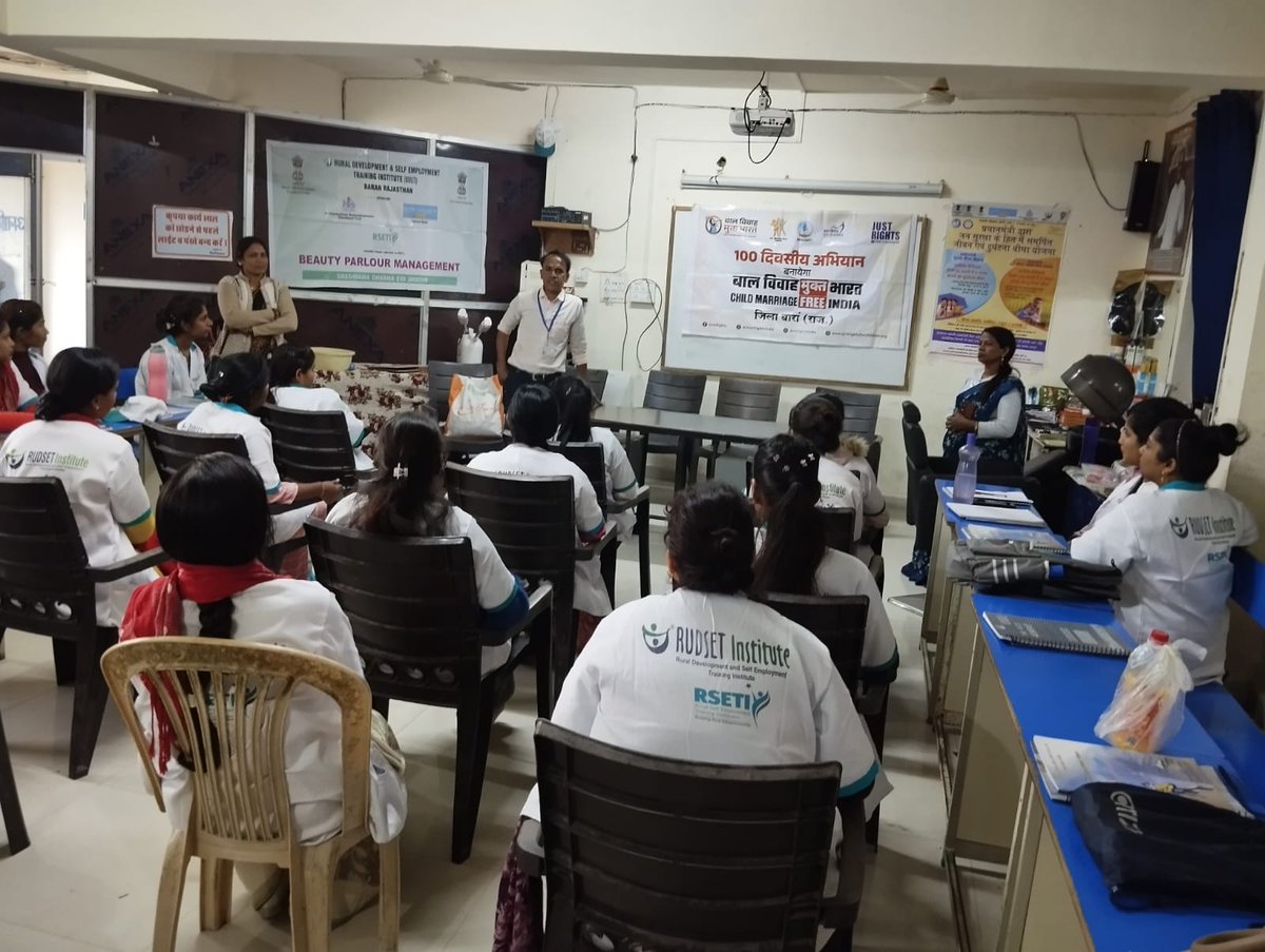 ShrushtiSeva's tweet photo. Marking one year of #BalVivahMuktBharat at Baran. Shrushti team reached schools, villages &amp; community groups with strong messages on preventing child marriage under a 100-day awareness campaign. #ViksitBharat #Annapurna4BJP #Savitri4BJP #MinistriWCD #PIB_India #100DaysCampaign https://t.co/9W5t4GVaQR