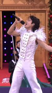 LameliaPar93000's tweet photo. Macy's Parade performance of 'Vodka Cranberry' showcases Conan Gray's pop rise.
#ConanGray #VodkaCranberry #MacysParade
#ThanksgivingParade #POPSTARintheKINGDOM 
https://t.co/6Oath4nHXi https://t.co/qwD7X8QWA8