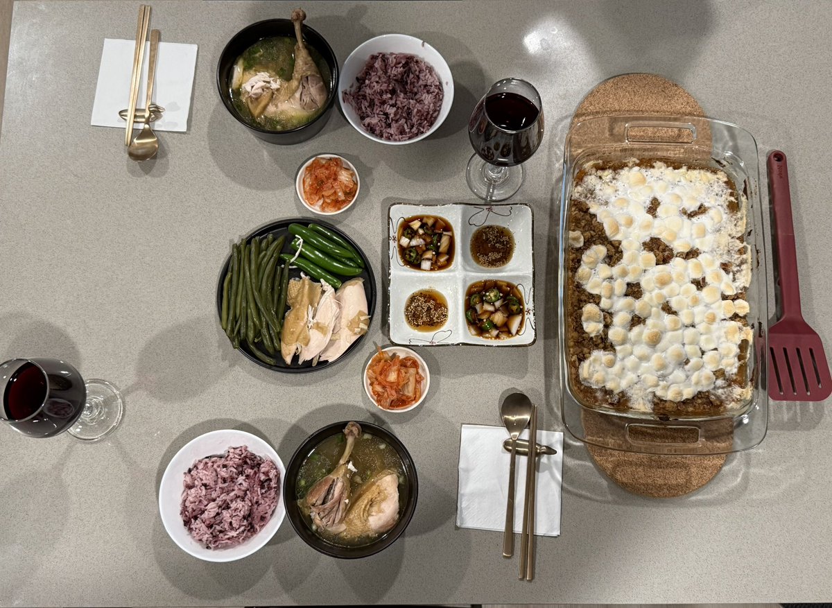 This year was my first time cooking Thanksgiving dinner by myself. I decided to do an American Korean fusion dinner and it turned out pretty good if I do say so myself 😁 

There are SO many things I am thankful for but what I am MOST thankful for is President Trump, his