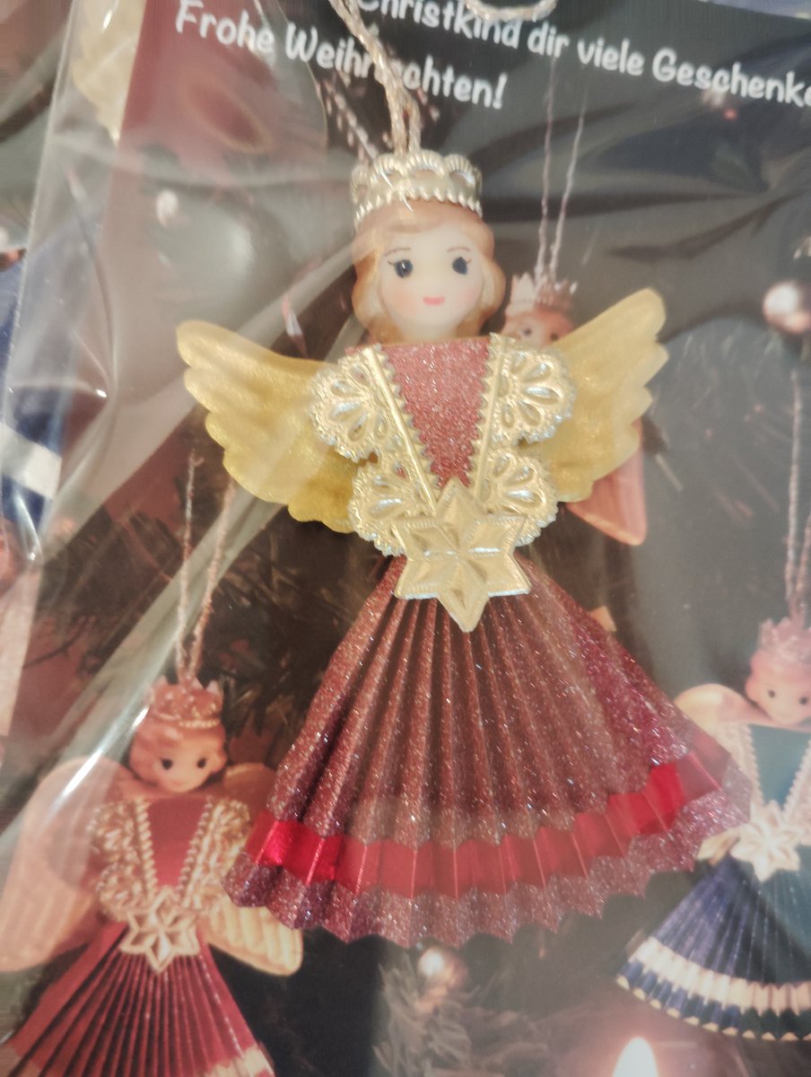 また今年も入荷いたしました。 オーナメントとして飾れる「クリスト