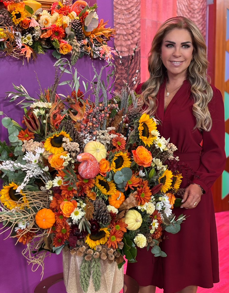 _acercatearocio's tweet image. Iniciamos con una historia donde las deudas no solo ahogan… también rompen la paz familiar. 🏠😖

#AcércateARocío 📺 𝐄𝐍 𝐕𝐈𝐕𝐎 𝐩𝐨𝐫 #𝐀𝐳𝐭𝐞𝐜𝐚𝐔𝐍𝐎 y a través de nuestro sitio web 👉 bit.ly/AARENVIVO 📲