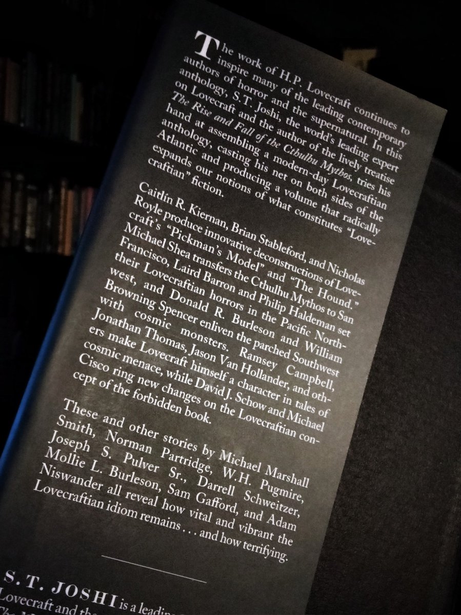 Weird_Friction's tweet image. &quot;Black Wings: New Tales of Lovecraftian Horror&quot; edited by S.T. Joshi, published by PS Publishing in 2010.
An anthology of 21 stories by contemporary horror writers that incorporate Lovecraftian Horror themes while avoiding being stylistic pastiches of Lovecraft’s work.
1/3