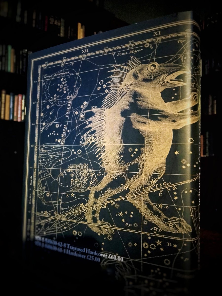 Weird_Friction's tweet image. &quot;Black Wings: New Tales of Lovecraftian Horror&quot; edited by S.T. Joshi, published by PS Publishing in 2010.
An anthology of 21 stories by contemporary horror writers that incorporate Lovecraftian Horror themes while avoiding being stylistic pastiches of Lovecraft’s work.
1/3