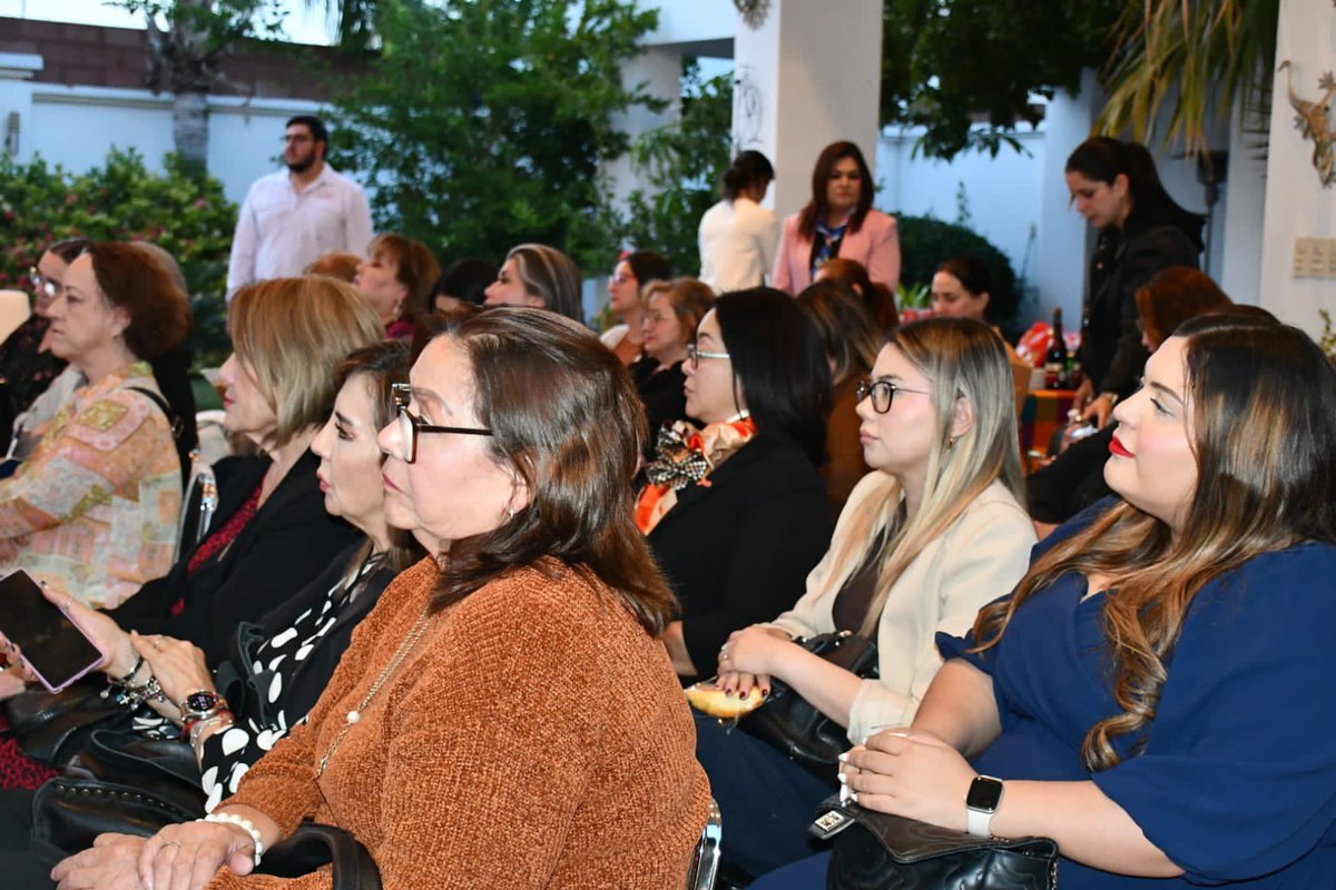 En el marco del Informe Beijing+30, la Red sostuvo una charla con Laura Carrera para reflexionar sobre “Una ruta para la igualdad”.

Reafirmamos el compromiso de avanzar juntas hacia la igualdad sustantiva y fortalecer la agenda de las mujeres con base en los acuerdos Beijing.