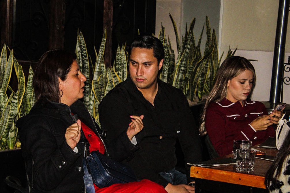 davidojedamx's tweet image. Estuvimos en conecta con nuestros amigos de @CanacoDurango , presenciando foros de materia empresarial que expuso mi amiga Michelle Hazel en un espacio para que los duranguenses puedan emprender y mejorar la economía local.