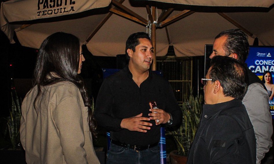 davidojedamx's tweet image. Estuvimos en conecta con nuestros amigos de @CanacoDurango , presenciando foros de materia empresarial que expuso mi amiga Michelle Hazel en un espacio para que los duranguenses puedan emprender y mejorar la economía local.