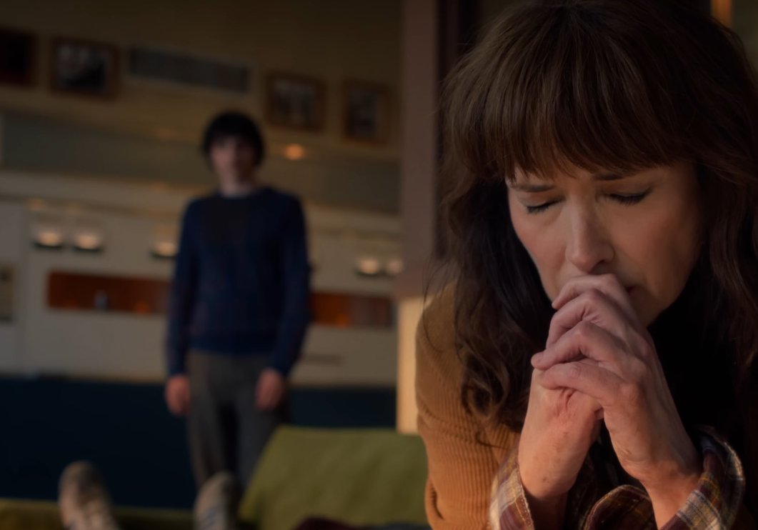 getocausa's tweet image. i truly believe that mike is the narrator of the story, directly or indirectly (he&apos;s a dungeon master, by the way), which allows him to hide his feelings (from the audience) and keeps us confused about him. in ep 5, something important will happen (will will be taken by vecna+