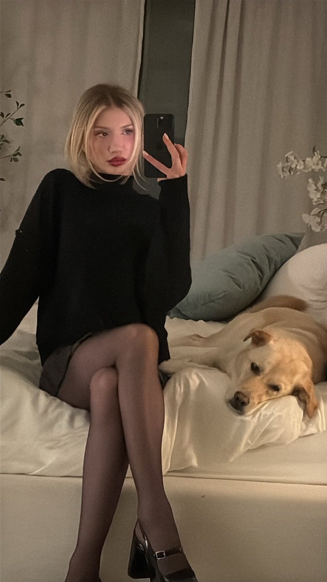 GabbyEpstein1's tweet image. Happy Thanksgiving 🤍