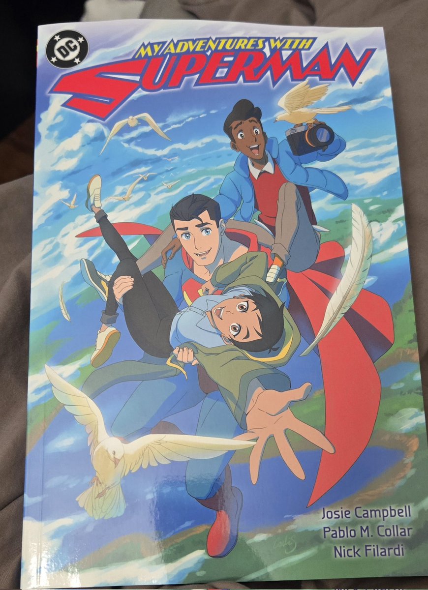 Superaustin152's tweet image. After over a year I finally get to continue this story :3
Issue 2 was never at the shop when I went.
Now let&apos;s see if I&apos;m right about this Robot.
 #MyAdventuresWithSuperman 
#DC
#Superman