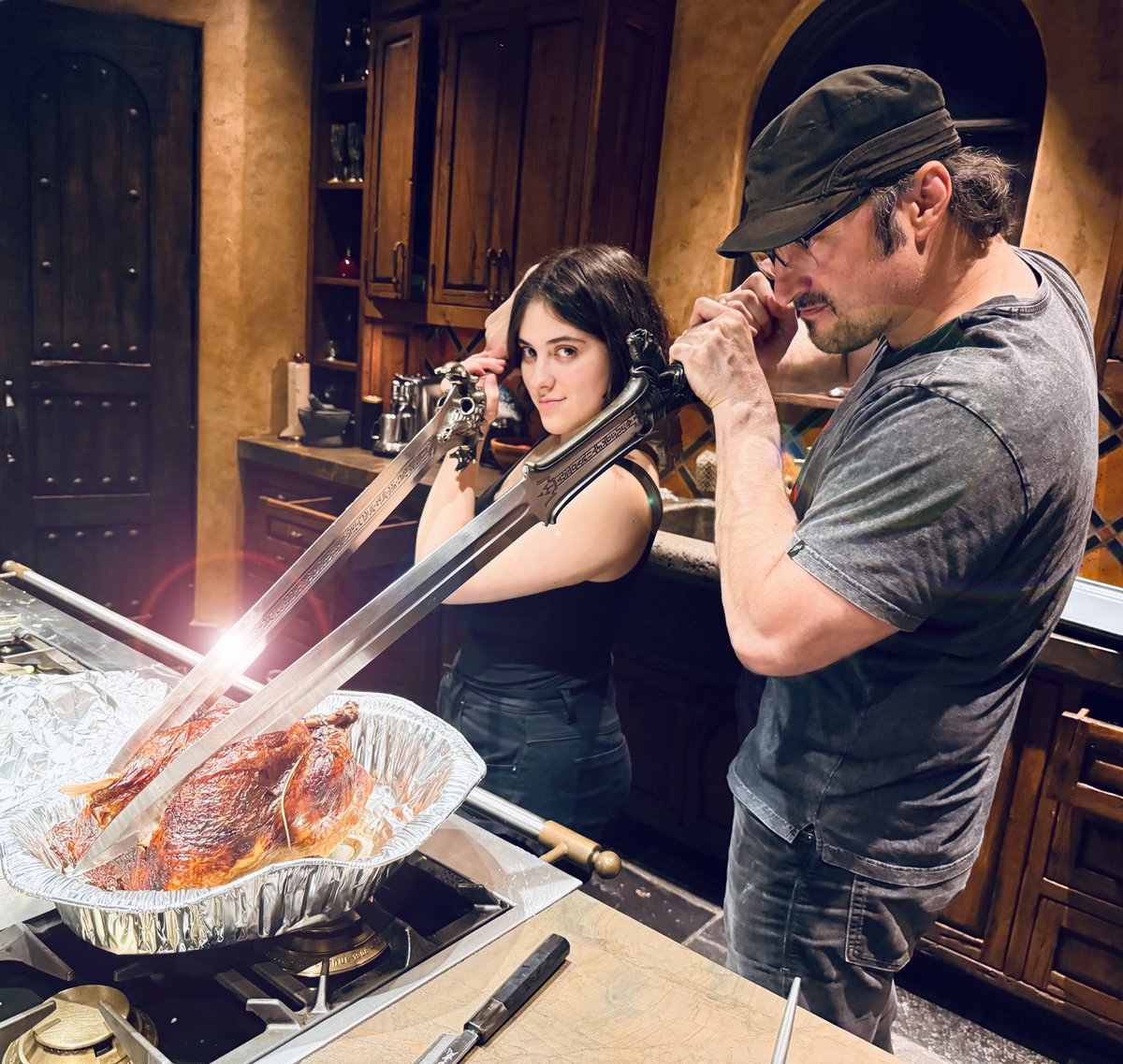 Rodriguez's tweet image. HAPPY THANKSGIVING