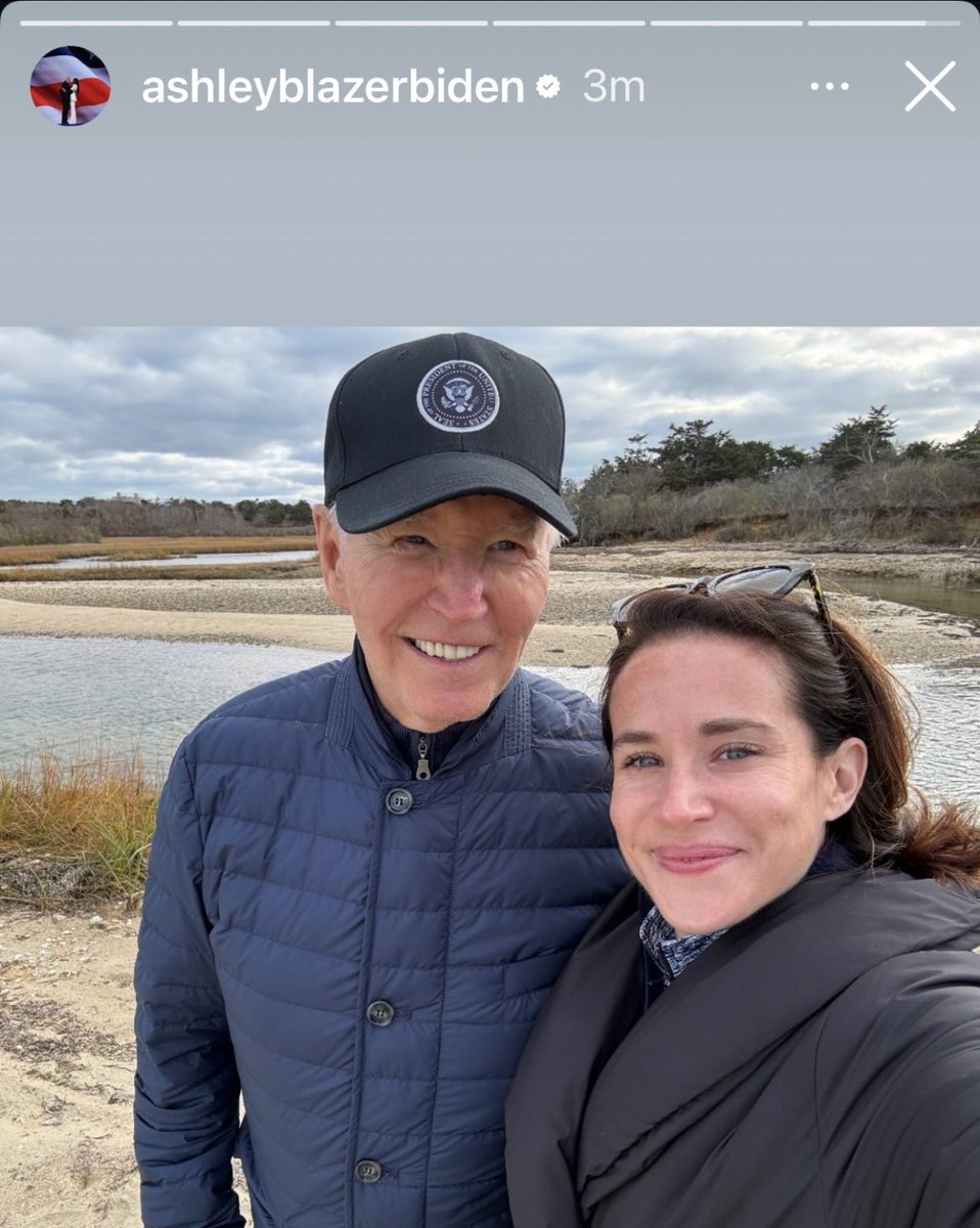 mmpadellan's tweet image. Shout out to all of my Tweeps who agree that America was way better off under President Biden.🤚🏽