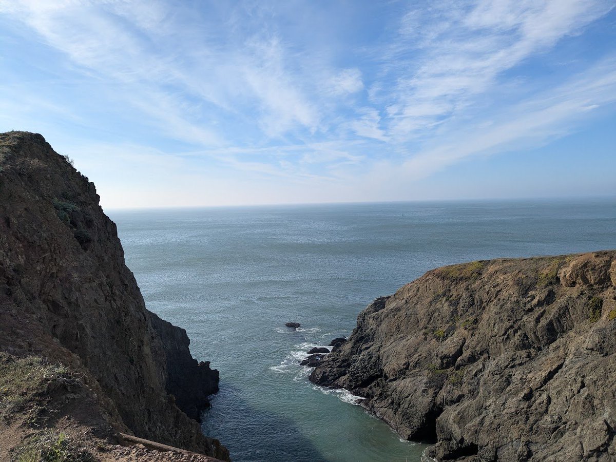 valstechblog's tweet image. cheers everybody