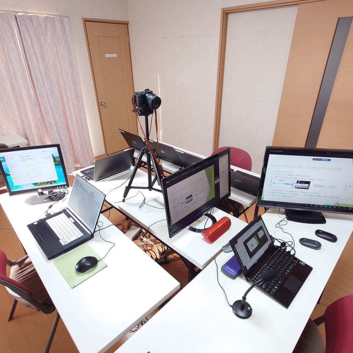 Linuxmaster_JP's tweet image. RHEL10で初のリナックスマスタープロセミナーを開催しています。

大きなトラブルも無く順調に進んでいます。今回も現場の技術を習得していただけるよう頑張ります！