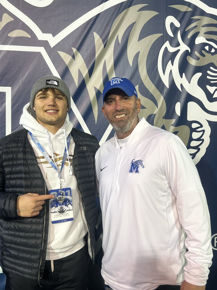 After a great conversation with <a href="/GasperMEMGM/">Scott Gasper</a> I’m grateful to receive an offer from The University of Memphis‼️
<a href="/ValleyViewFB/">Blazer Football</a>