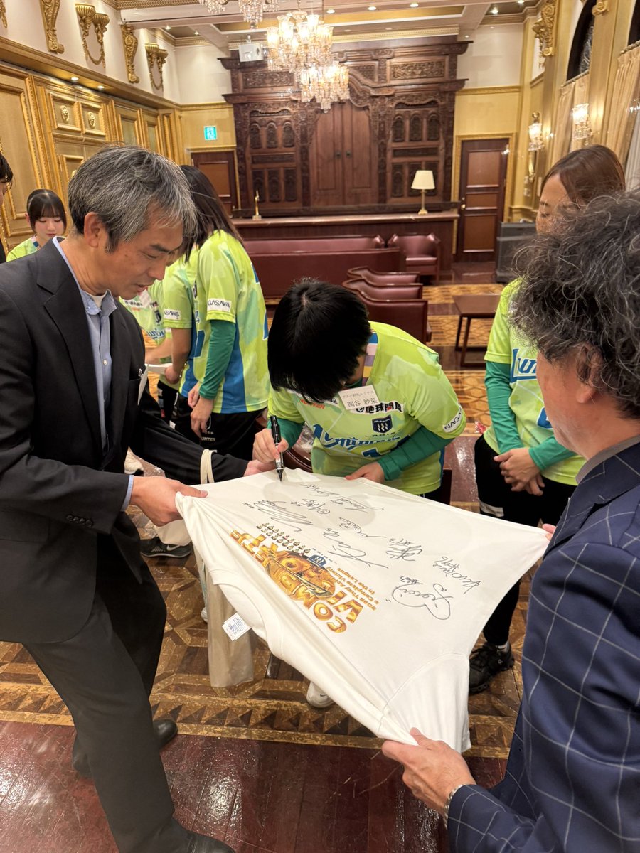 ＼2025ザスパ群馬ルミナス
スポンサーシーズンエンドパーティー
優勝報告会🏆／

スポンサー様
お忙しい中、お越し頂き誠にありがとうございました。

✨ルミナスアワード発表や応援ソングアンバサダーの牛来美佳さんの応援ソング🎤