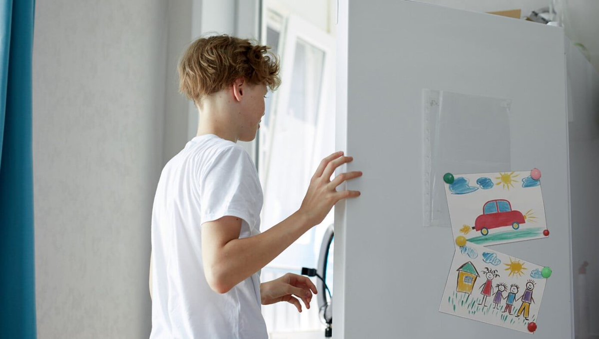 TheBabylonBee's tweet image. &apos;So, What&apos;s For Dinner?&apos; Asks Teen Boy Immediately After Eating 50,000-Calorie Thanksgiving Meal At 3 PM buff.ly/4HSktCg