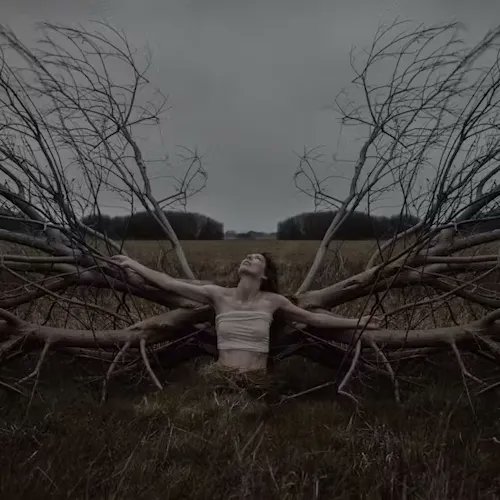 SuperRareBot's tweet image. ✧ Torn ✧
by @mariafynsknorup

SOLD↴
to mediciemerging23 for 0.2 ETH ($602.54)

$RARE