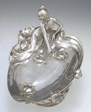 GodsWhisper777's tweet image. vintage fairy perfume bottles