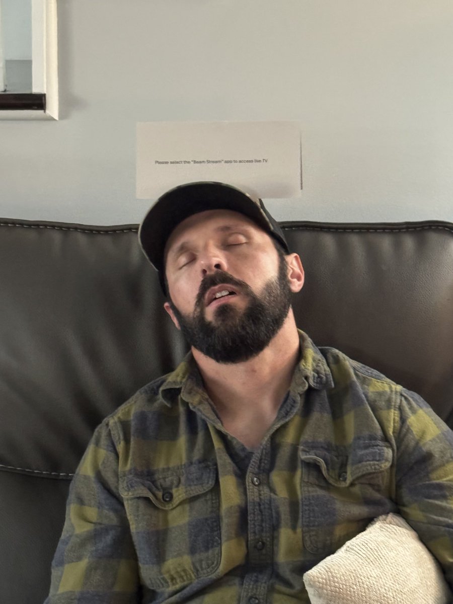 DocJimmys's tweet image. The Turkey really took me out. And my wife decided to have a little fun.

We’ve been married for 13 years, and I love we can still play jokes on each other like this.