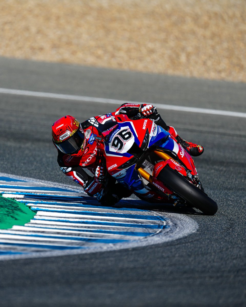 HondaMoto_HRC's tweet image. A new adventure begins for Jake Dixon at the WSBK Jerez test!
First laps, first impressions — full of energy and ready to attack this new chapter💪

#Honda #WSBK