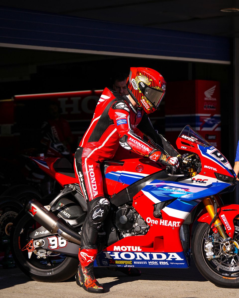 HondaMoto_HRC's tweet image. A new adventure begins for Jake Dixon at the WSBK Jerez test!
First laps, first impressions — full of energy and ready to attack this new chapter💪

#Honda #WSBK
