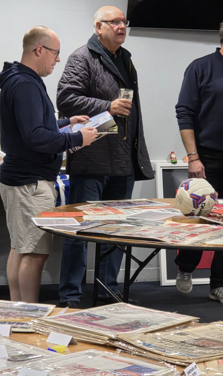 FullMembers's tweet image. Thanks to everyone who attended and contributed to the memorabilia night especially ex players who brought some incredible items along. Amazing to see the 1980 Wembley shirt and winners medal and some great items from the 99-2003 era. Many stories told about some great times