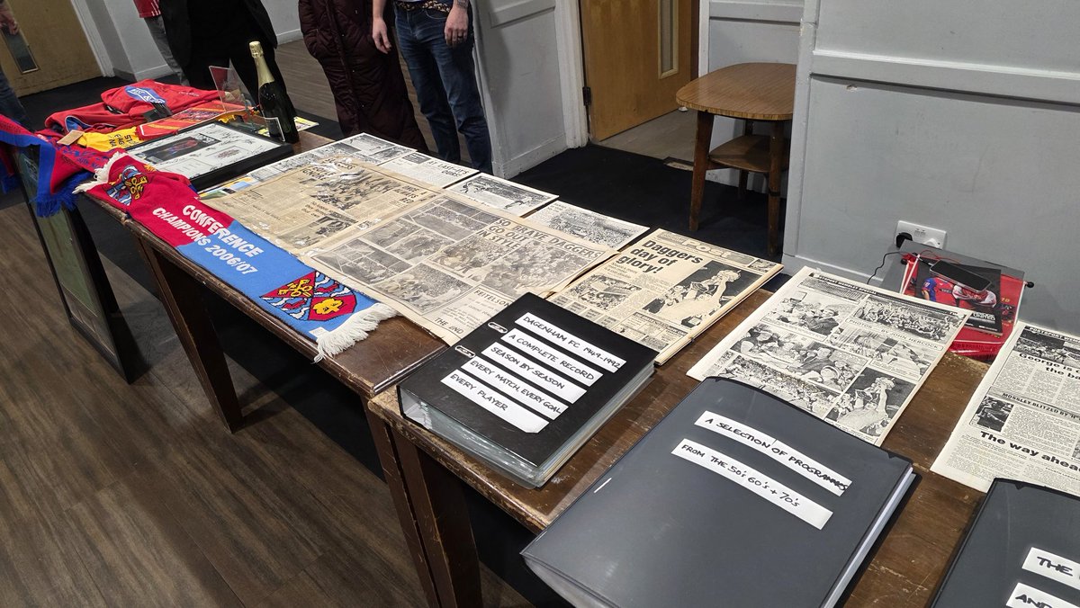 FullMembers's tweet image. Thanks to everyone who attended and contributed to the memorabilia night especially ex players who brought some incredible items along. Amazing to see the 1980 Wembley shirt and winners medal and some great items from the 99-2003 era. Many stories told about some great times