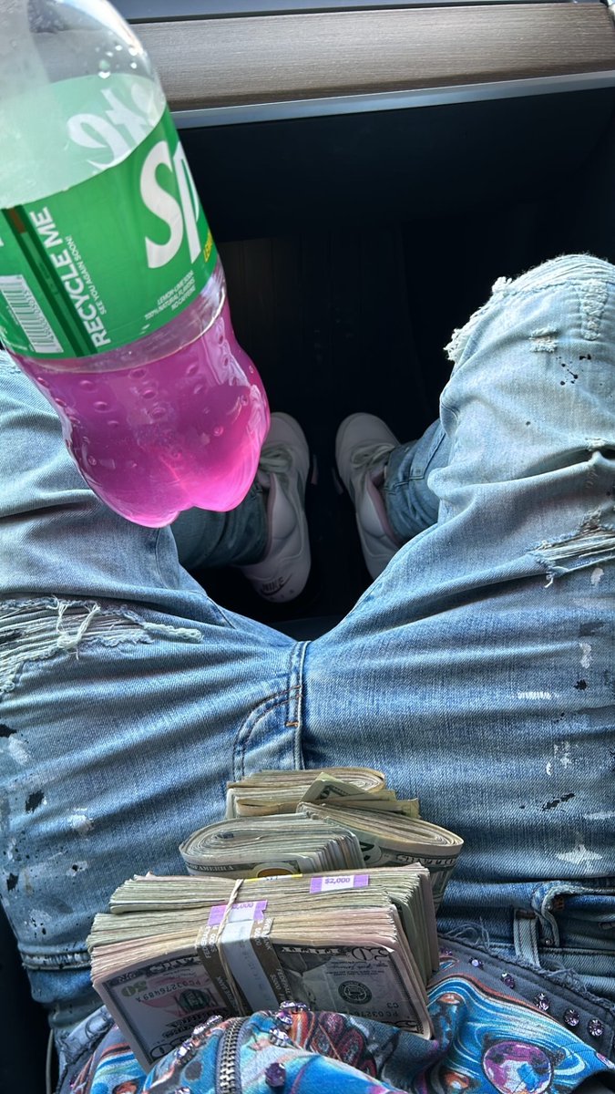 I’m 1 of dem 1s 💩 goin on I don’t give out my 📱 number‼️