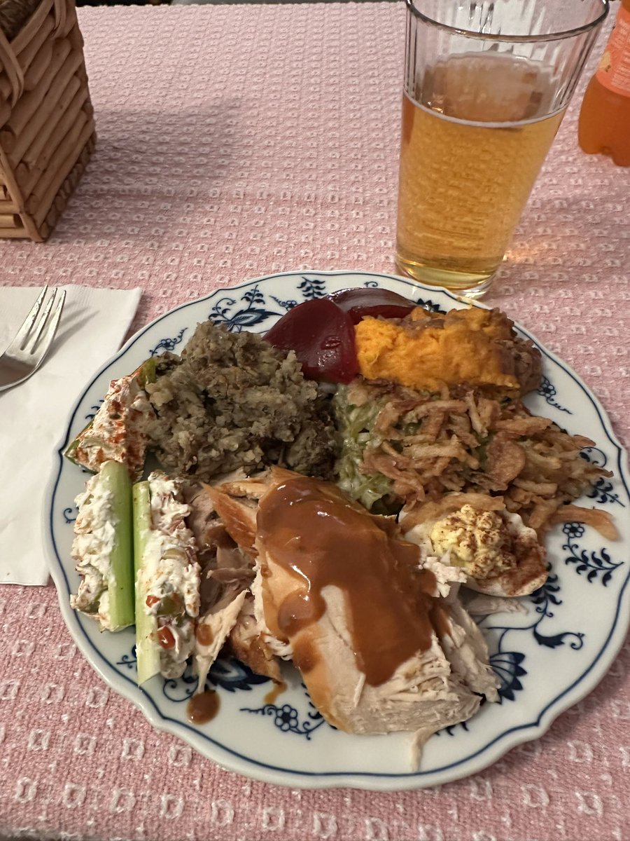 Crisp Lager at the kids table. Gonna push anti-israel propaganda on the cousins. #Cracksgiving