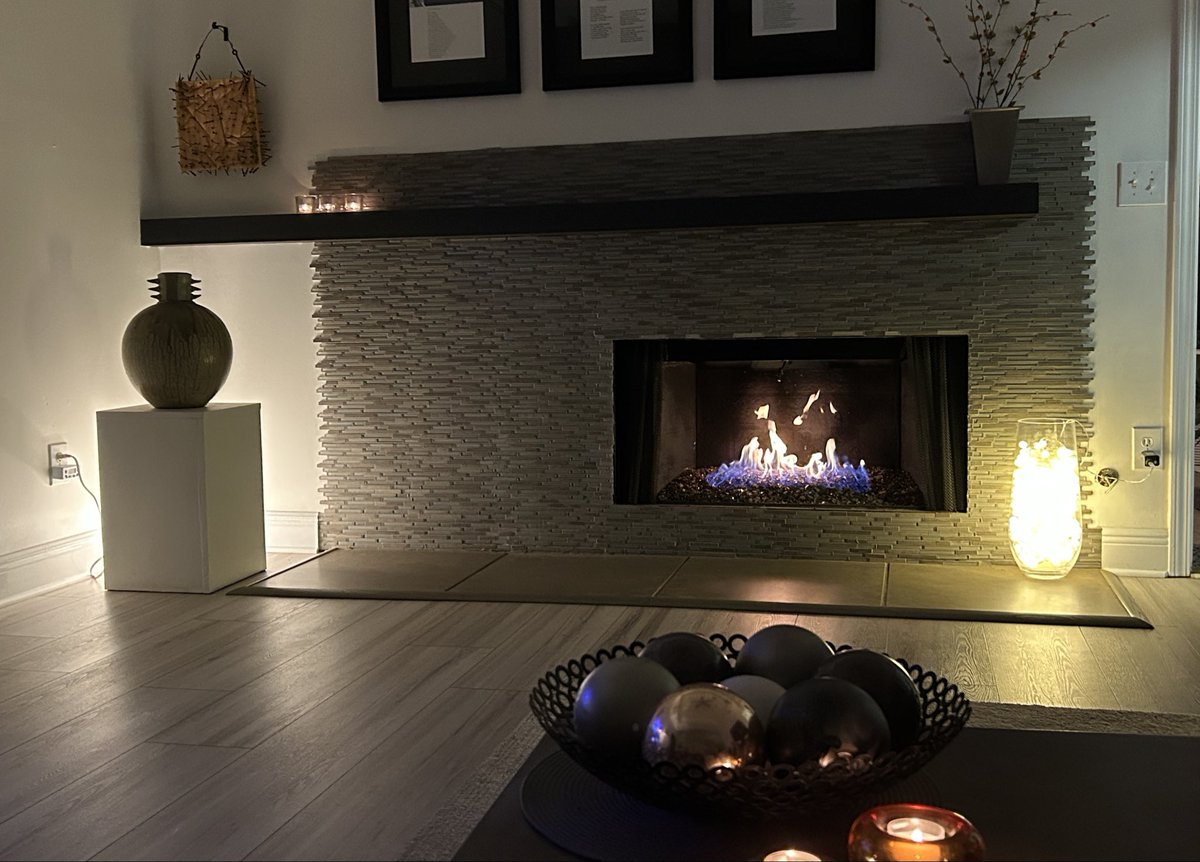 JaggardTech's tweet image. Awwww…wonderful Thanksgiving. Now it’s time to relax before heading down to The Loveliest Village on the Plains this weekend.