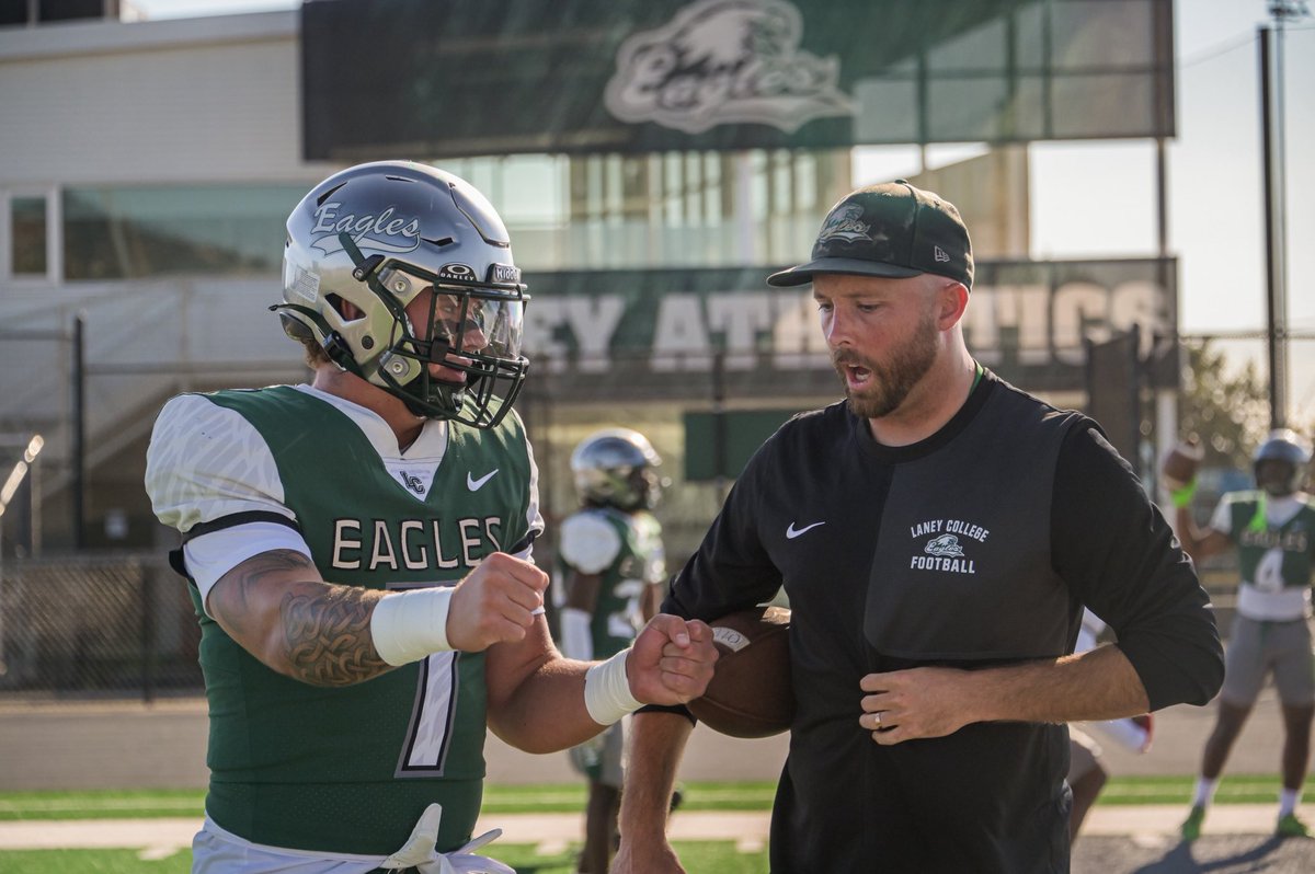 Romin Gates #7 6’1 225 Linebacker 3.91 GPA tweet media