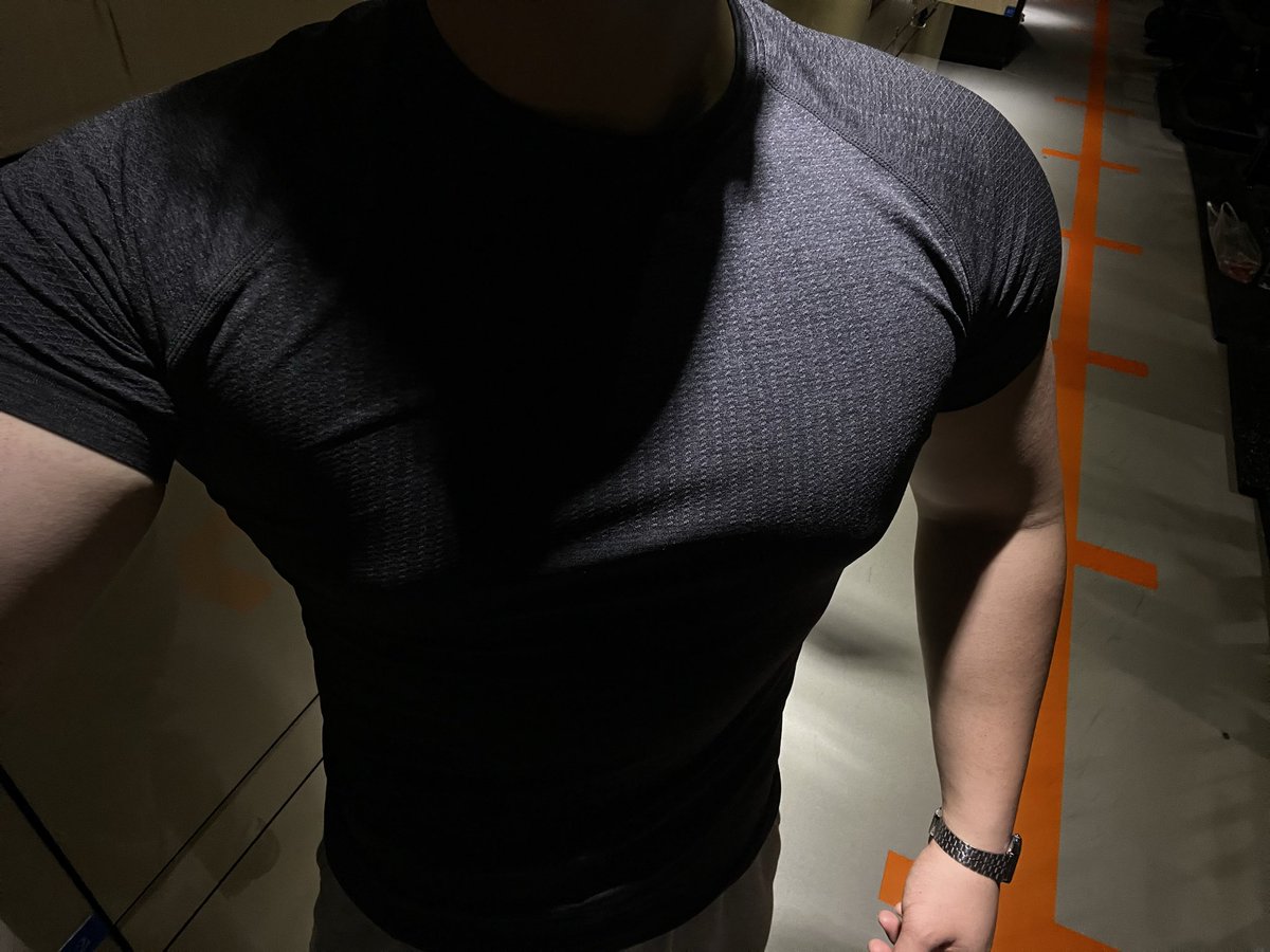 心理委员😭👋心理委员😭👋 我需要心理委员 #肌肉 #男妈妈 #男大