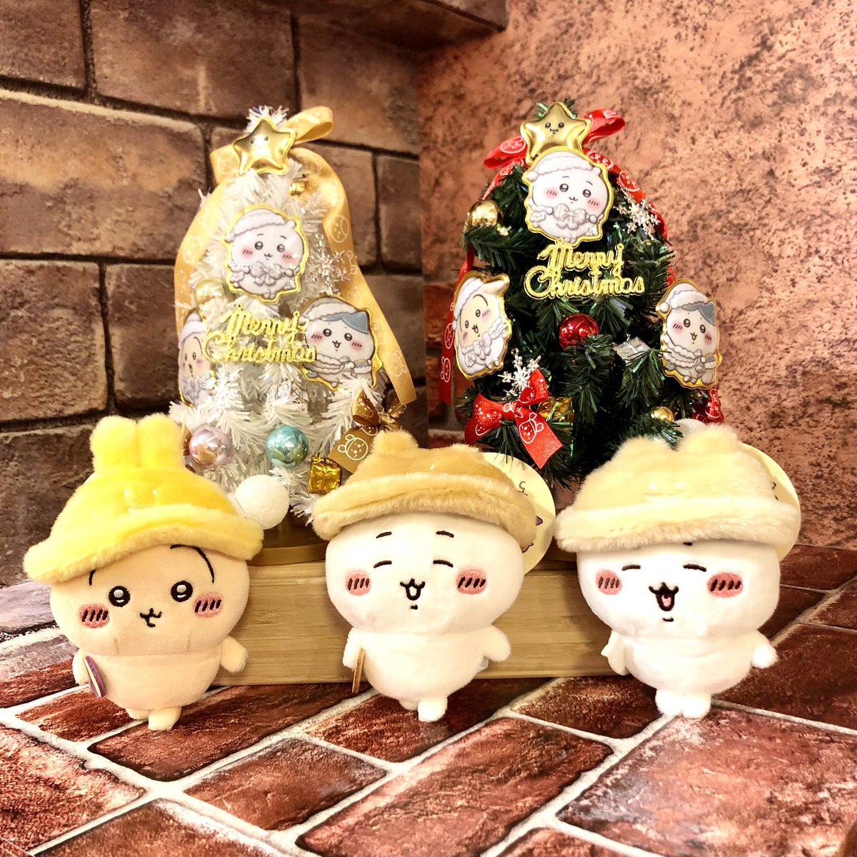 1F登場中】 ちいかわ クリスマスツリー サンタさんになったちいかわ