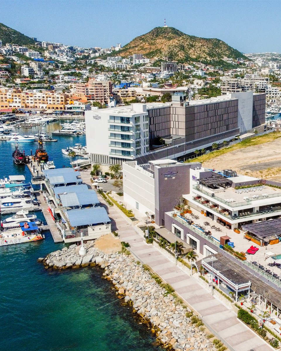 BreathlessRsrts's tweet image. Wake up to the hum of the marina, the sparkle of the water, and the energy that only #BreathlessCabo can deliver. 💜 ✨ 

Every room is a front-row seat to the magic: spr.ly/60177o7F5
