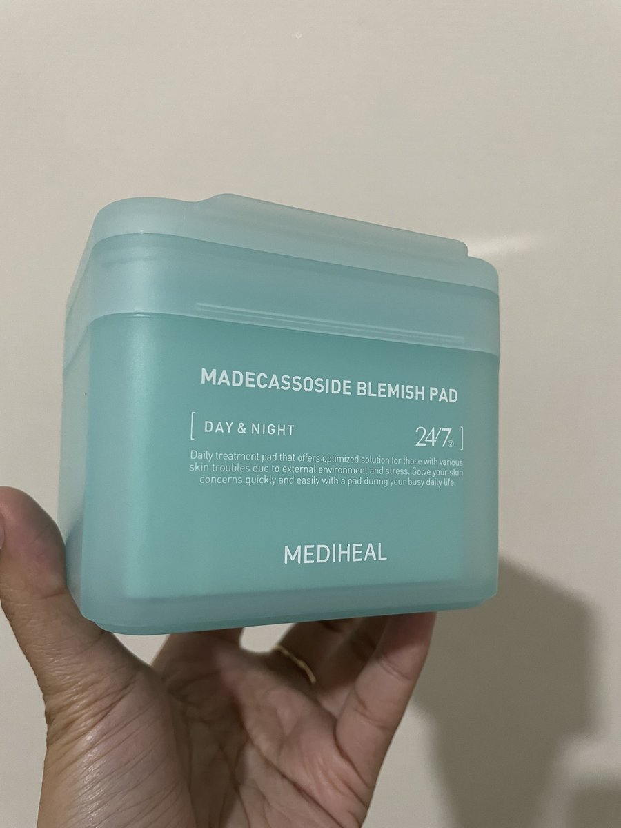 doohaeck's tweet image. WTS Mediheal Round Lab

Mediheal Madecassoside Blemish Pad 150k
Round Lab Birch Juice Tone Up Sunscreen 120k
Semuanya masih ada boxnya ya
DM 💌
#zonauang #mediheal #roundlab