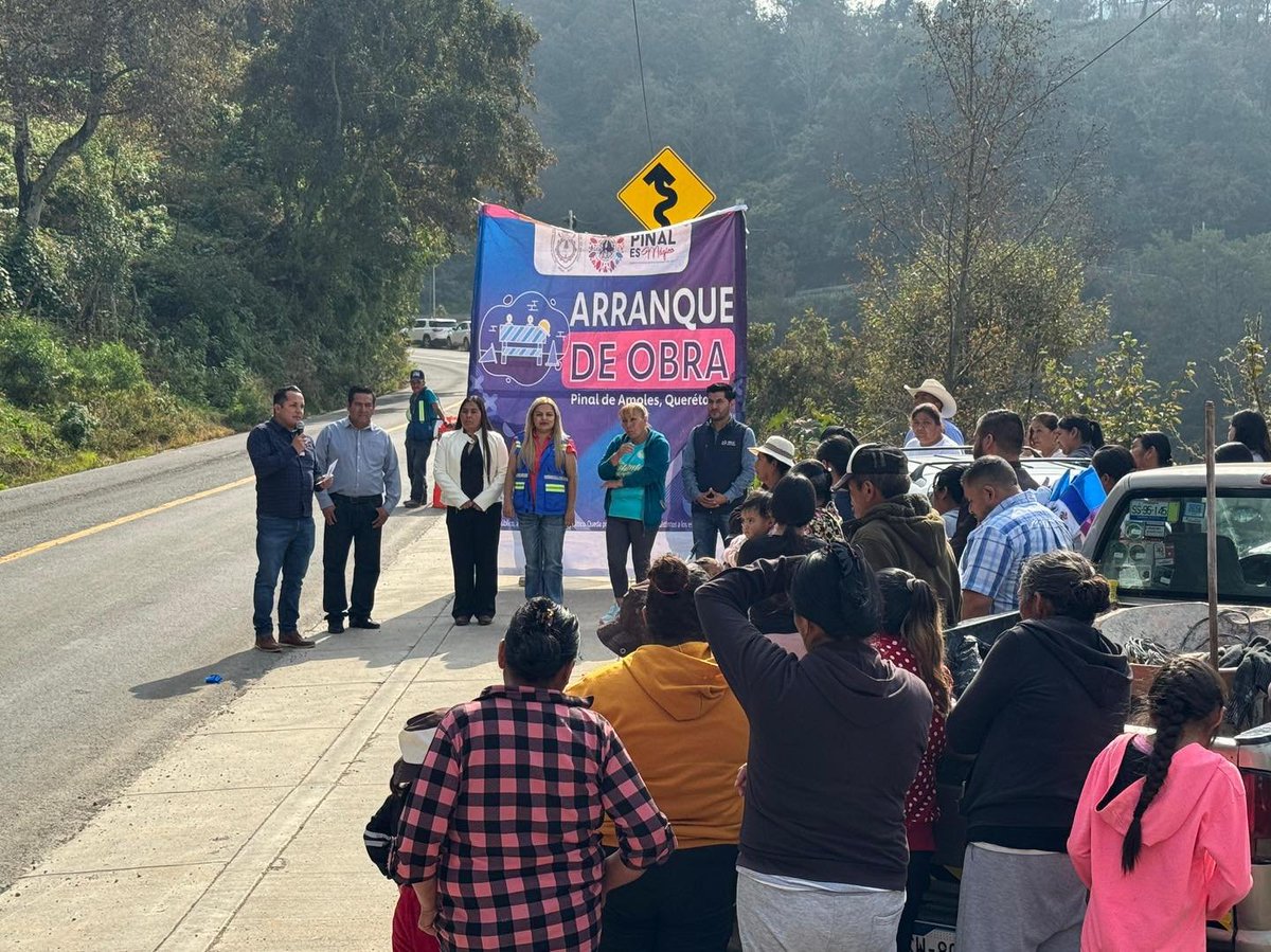 lupitarmzplaza's tweet image. Iniciamos la construcción del andador peatonal de Arquitos al Puerto de Perico.
Una obra que dará mayor comodidad y confianza a vecinos y familias, fortaleciendo la movilidad y el desarrollo comunitario. 👨‍👩‍👧‍👦

#PinalSigueAdelante #PinalEsMágico✨