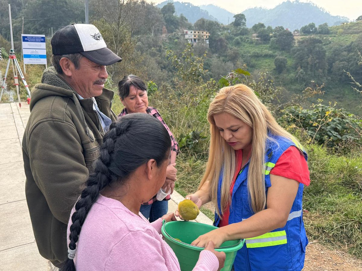 lupitarmzplaza's tweet image. Iniciamos la construcción del andador peatonal de Arquitos al Puerto de Perico.
Una obra que dará mayor comodidad y confianza a vecinos y familias, fortaleciendo la movilidad y el desarrollo comunitario. 👨‍👩‍👧‍👦

#PinalSigueAdelante #PinalEsMágico✨
