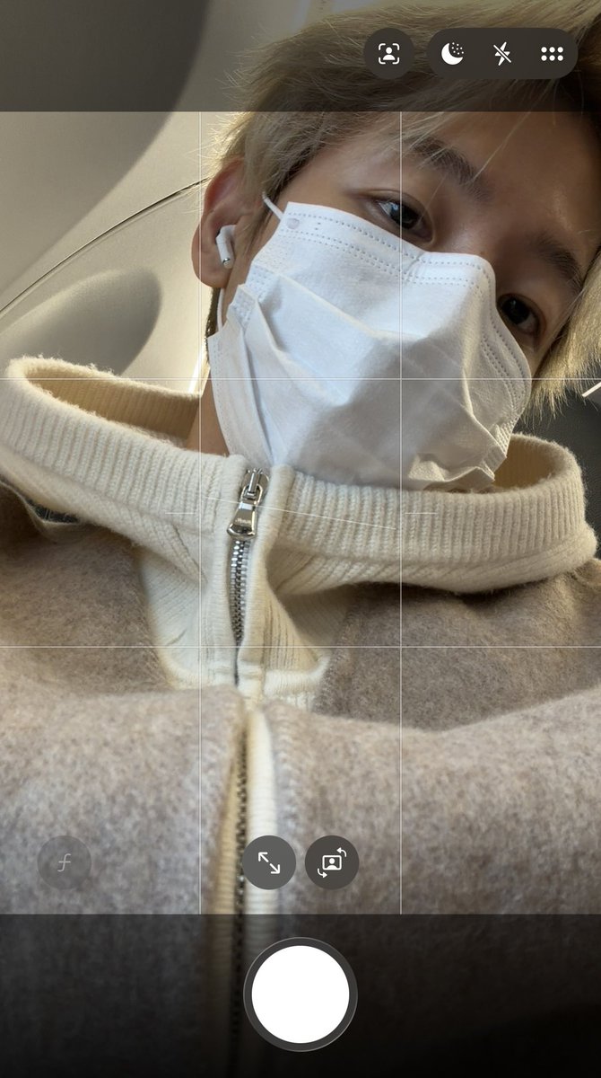 251128 BAEKHYUN BUB #큥이버블

Baekhyun: Good morninggg

(Photo)
