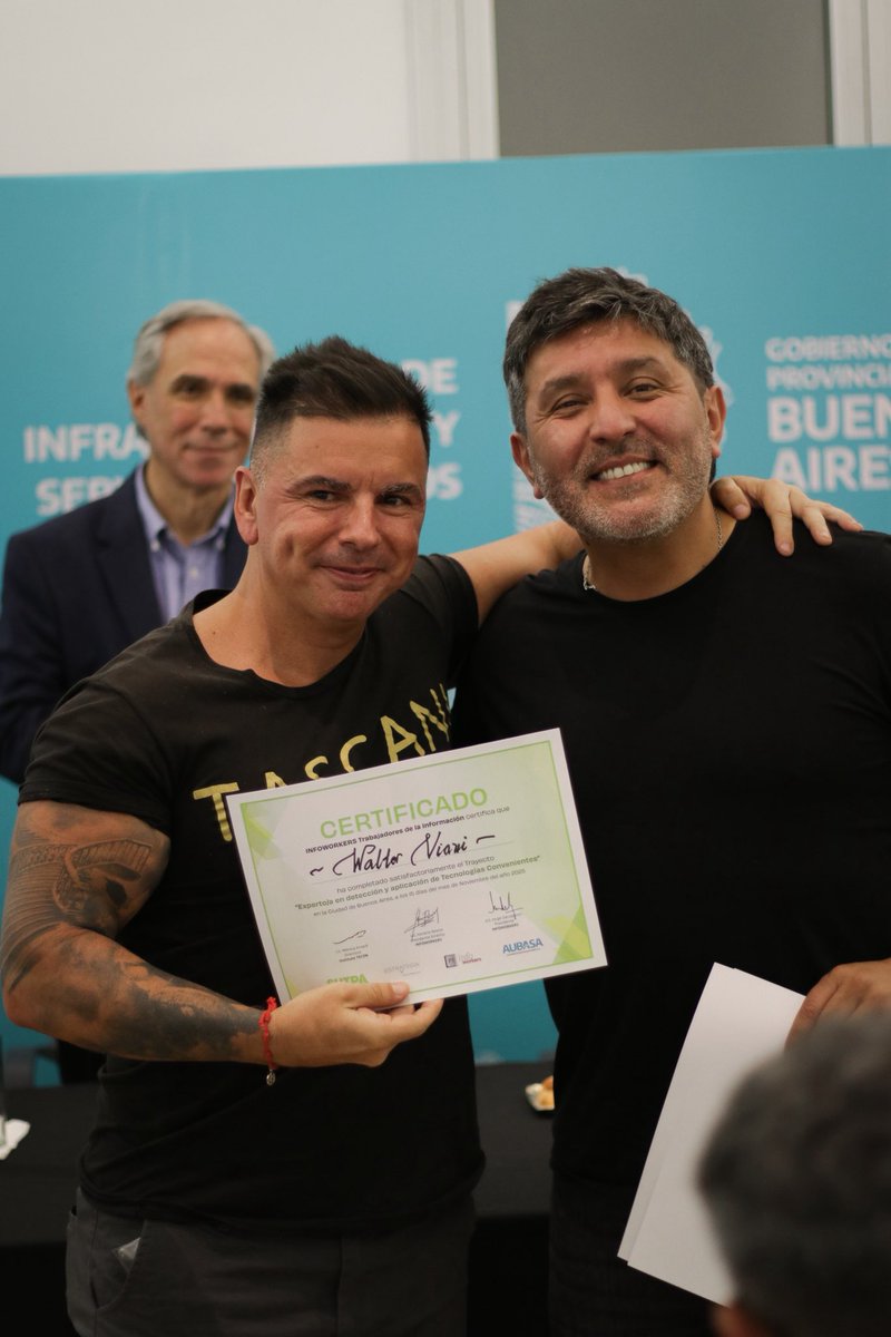 🎓 Entregamos 40 diplomas a compañeras y compañeros de <a href="/AU_BA_SA/">AUBASA - Autopistas de Buenos Aires</a> Accesos y SVIA, que participaron de la capacitación en Detección y Aplicación de Tecnologías Convenientes.
Impulsamos el crecimiento, la profesionalización y las oportunidades para todas y todos los trabajadores ✌🏻