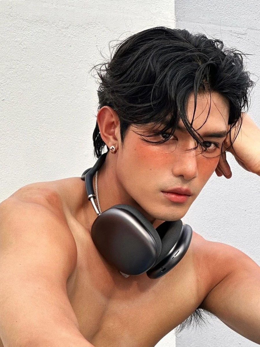 linjujuu's tweet image. their visual chemistry is INSANE 

#NETJJ #netsiraphop #jj_rcp